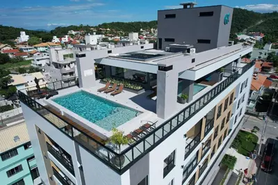 A piscina em ou perto de Adra 304 - Apartamento com 3 quartos - Centro de Bombinhas