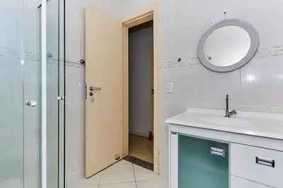 A planta de 791 - Cobertura com piscina. 200m da PRAIA. BOMBINHAS - CENTRO