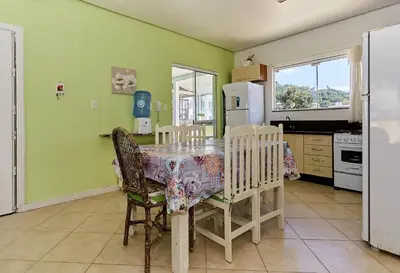 A planta de 791 - Cobertura com piscina. 200m da PRAIA. BOMBINHAS - CENTRO