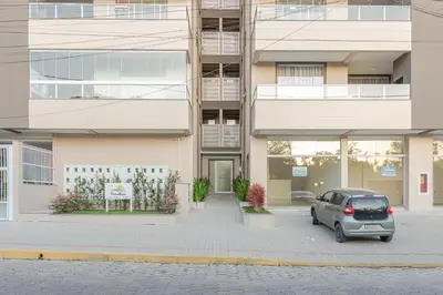 O edifício onde o apartamento está situado