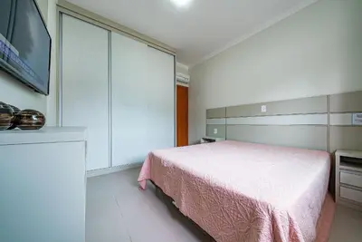 A planta de 125 - Casa Mariscal espaçosa com área gourmet.
