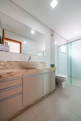 A planta de 125 - Casa Mariscal espaçosa com área gourmet.
