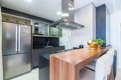A cozinha ou kitchenette de Luxuoso Apartamento em Condomínio com Piscina e Lazer