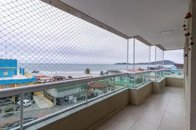 A planta de 136 - Apartamento Vista Mar na Praia de Bombas
