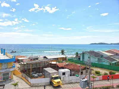A planta de 136 - Apartamento Vista Mar na Praia de Bombas