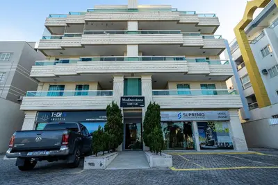 A planta de 140 - Apto vista mar c/ sacada e 3 dormitórios