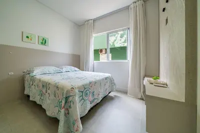 A planta de 170- Apto elegante em Canto Grande com 02 suítes