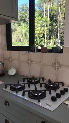 A cozinha ou kitchenette de casa natureza Mariscal