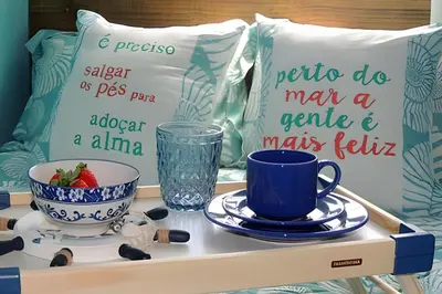 Uma cama ou camas num quarto em Stúdio inteiro climatizado próximo a praia - ambiente familiar