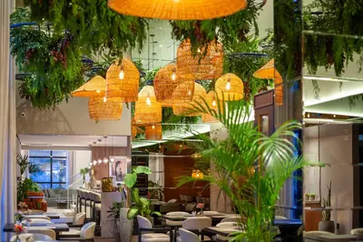 Um restaurante ou outro lugar para comer em Tri Hotel Premium Itapema