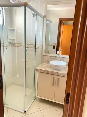 Uma casa de banho em Duplex Costa Esmeralda