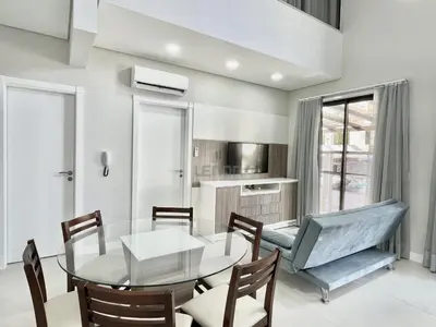 A planta de 180 - Lindo apartamento com 02 suítes em Mariscal