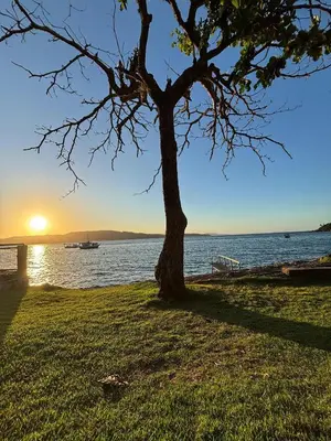 A planta de 181 - Lindo apartamento 02 suítes em Mariscal