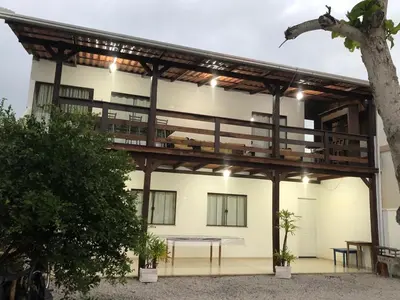 A planta de Casa Bombinhas Canto grande Mariscal