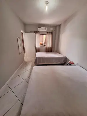A planta de Casa Bombinhas Canto grande Mariscal