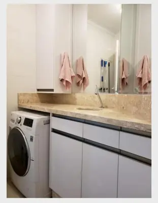 A planta de Apartamento Pe na Areia - Meia praia - Itapema Sc