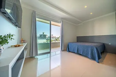 A planta de 169 - Cobertura com Jacuzzi Praia de Canto Grande