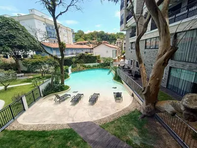A piscina em ou perto de Residencial Waldgarten Bombinhas