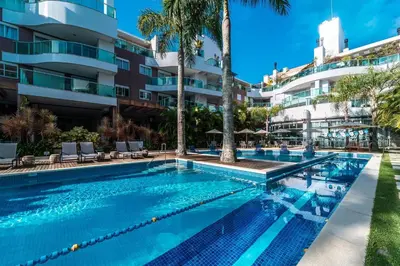 A piscina em ou perto de Apartamento 308B – Edifício Boulevard em Bombinhas