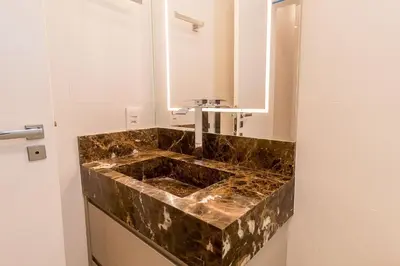 Uma casa de banho em Puntarenas 306 - Cobertura duplex 3 suítes à 80 metros da Praia do Mariscal
