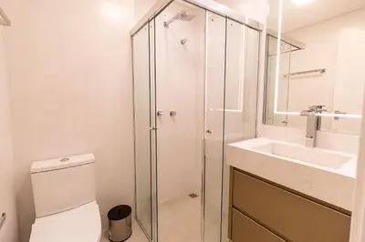 Uma casa de banho em Puntarenas 306 - Cobertura duplex 3 suítes à 80 metros da Praia do Mariscal