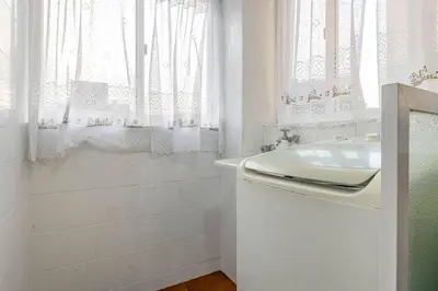 Uma casa de banho em Apartamento a 50m da Praia de Bombinhas