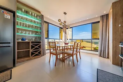 A planta de 200 - Vista Mar em Mariscal sendo 02 suítes