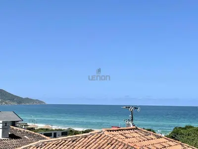 A planta de 200 - Vista Mar em Mariscal sendo 02 suítes