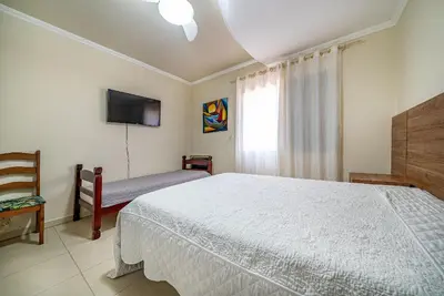A planta de 151 - Casa ampla e Rústica a 80m praia de Bombas