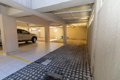 A planta de Maristela 201 - Apto 3 quartos à 100 metros da Praia de Bombas