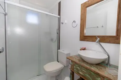 A planta de Maristela 201 - Apto 3 quartos à 100 metros da Praia de Bombas