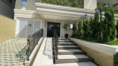 O edifício onde o apartamento está situado