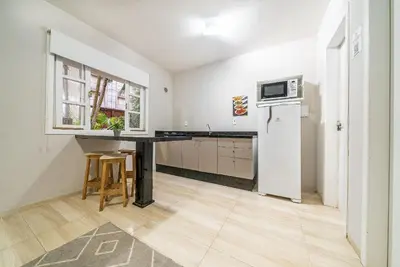 A planta de 025 - Residencial com Piscina e Jacuzzi em Bombas