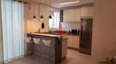 A planta de Apto amplo 3 quartos 2 vagas próximo à praia Ed Bordo