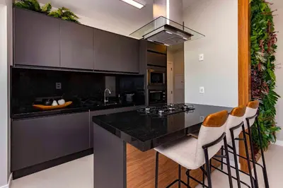 A planta de Punta Blu 101-8 – Apartamento de alto padrão em Condomínio Exclusivo, Quadra poliesportiva - Piscina - Portaria 24h.