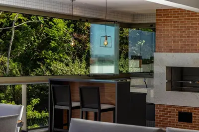 A planta de Punta Blu 101-8 – Apartamento de alto padrão em Condomínio Exclusivo, Quadra poliesportiva - Piscina - Portaria 24h.