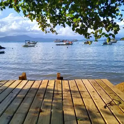 Casa com vista para o mar e acesso exclusivo à praia