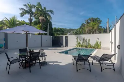 A piscina em ou perto de Alto padrão piscina aquecida em Balneário Camboriú