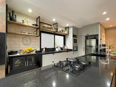 A cozinha ou kitchenette de Alto padrão piscina aquecida em Balneário Camboriú