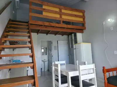 A planta de Loft com Mezanino em Itapema com Ar Split e Sacada qq