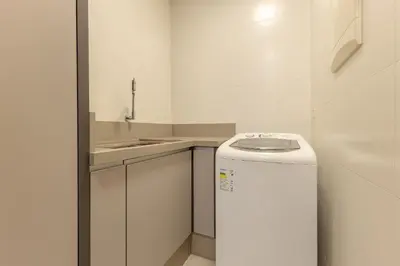 A planta de Porto Madero - Apartamento em Condomínio com Piscina e Academia
