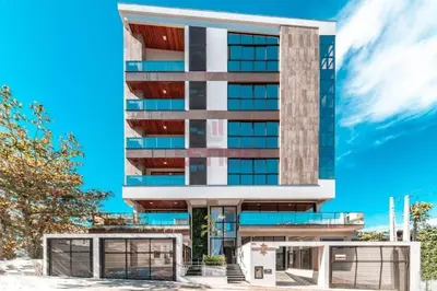 A planta de 203 - Conforto e estilo a 350m da Praia de Bombas