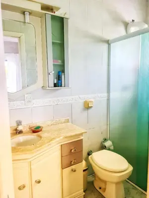 Uma casa de banho em Casa de praia no Estaleirinho Balneário Camboriú