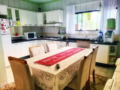 A cozinha ou kitchenette de Casa de praia no Estaleirinho BC
