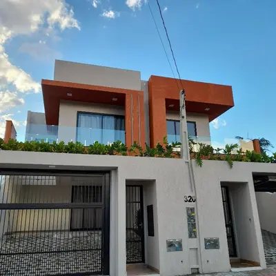 O edifício onde a casa de férias está situado