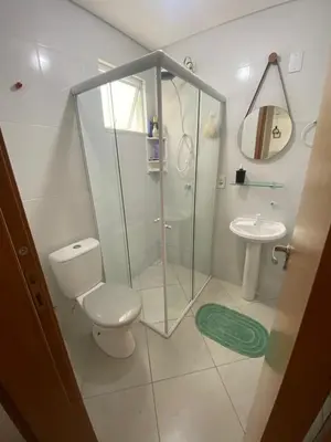 Uma casa de banho em Apartamento Aconchegante