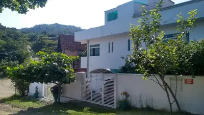 Uma vista geral da montanha ou uma vista da montanha a partir do apartamento