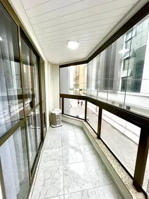 Uma varanda ou terraço em Apto Meia Praia/Itapema