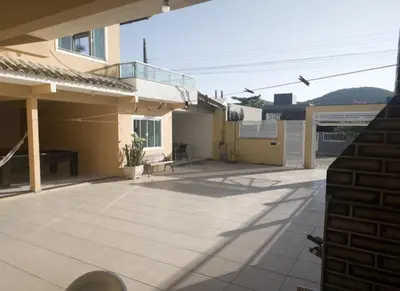 O edifício onde a casa de férias está situado