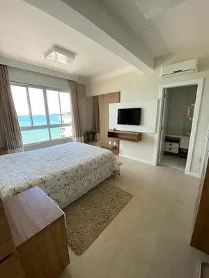 A planta de FRENTE MAR - 3 SUITES - 2 VAGAS